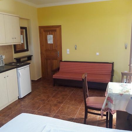 Montemar Studios & Apartments Аркаса Екстер'єр фото
